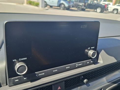 Used 2024 Honda CR-V LX image 13