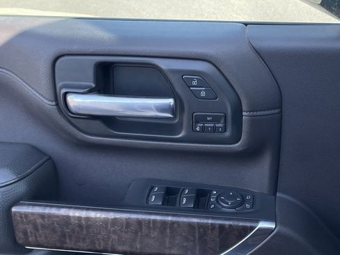 Used 2021 GMC Sierra 3500 Denali w/ Denali Ultimate Package image 22