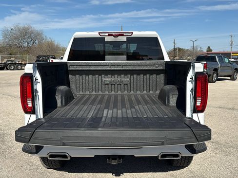 New 2026 GMC Sierra 1500 AT4 w/ AT4 Premium Package image 25