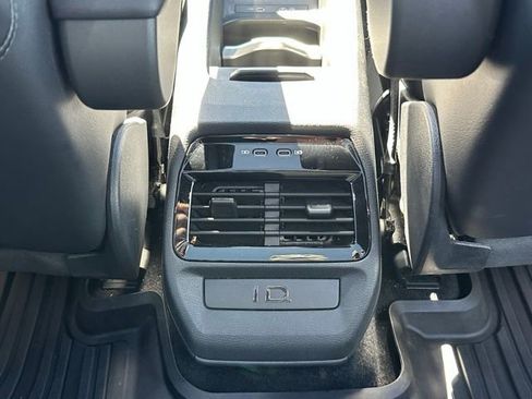 Used 2021 Volkswagen ID.4 Pro S RWD image 32
