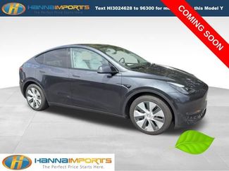 Used 2024 Tesla Model Y Long Range AWD/4WD video 1