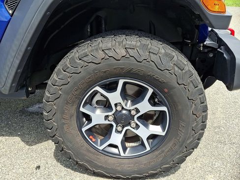 Used 2019 Jeep Wrangler Unlimited Rubicon AWD/4WD image 8