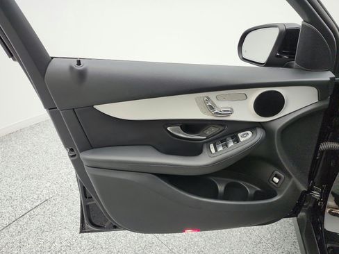 Used 2022 Mercedes-Benz GLC 300 image 14