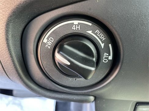 Used 2023 Nissan Frontier PRO-4X w/ Pro-4X Premium Package image 23