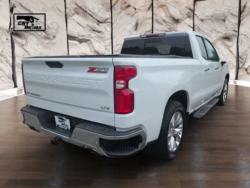 Used 2019 Chevrolet Silverado 1500 LTZ AWD/4WD image 5