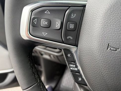 New 2026 RAM 1500 Laramie AWD/4WD image 16