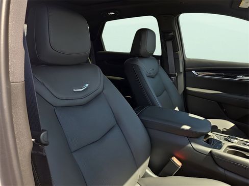 New 2025 Cadillac XT5 Premium Luxury w/ Technology Package image 11