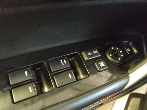 Used 2014 Kia Sorento SX w/ 3rd Row Package AWD/4WD image 27