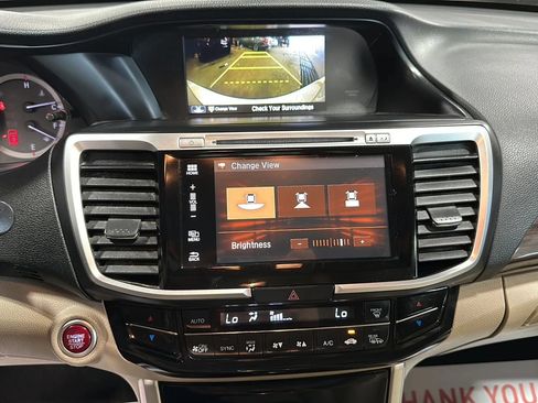 Used 2016 Honda Accord EX image 22