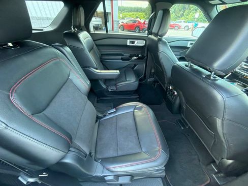 Used 2023 Ford Explorer ST-Line AWD/4WD image 48