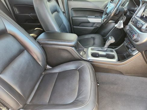Used 2019 Chevrolet Colorado ZR2 AWD/4WD image 5