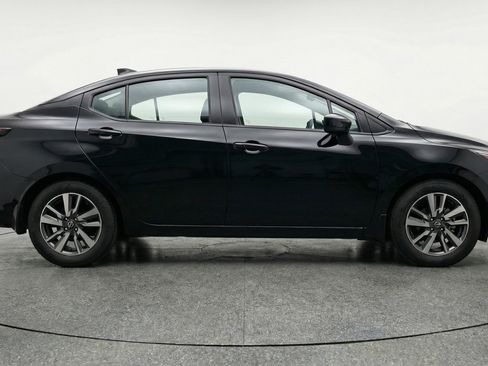 Used 2025 Nissan Versa SV image 11