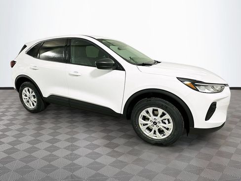 New 2026 Ford Escape Active AWD/4WD image 3
