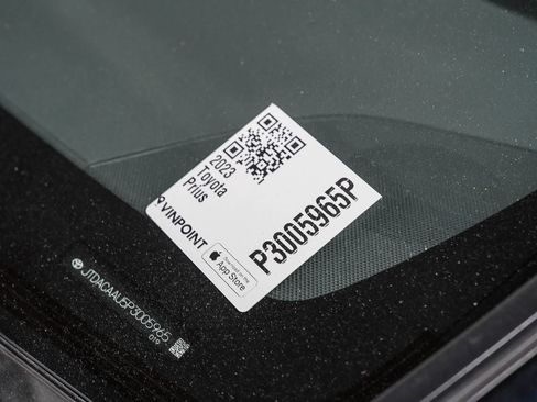 Certified 2023 Toyota Prius XLE FWD image 29