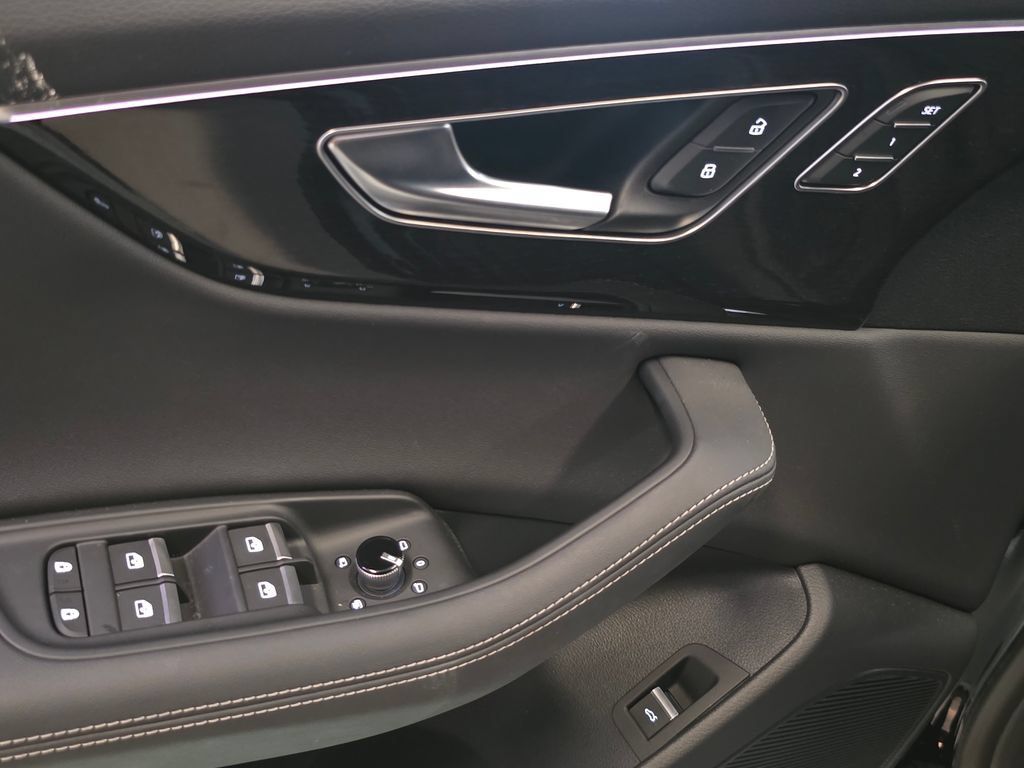 Certified 2026 Audi Q8 Premium Plus AWD/4WD image 29