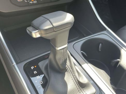 New 2026 Kia Carnival EX image 39