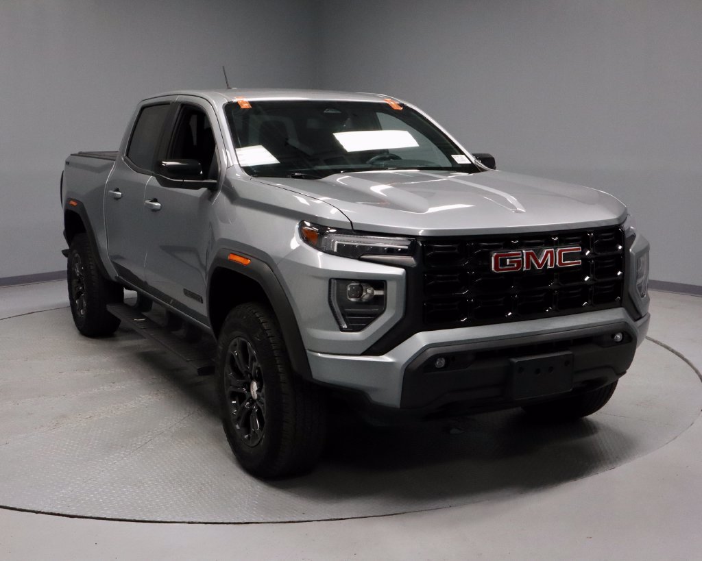 Used 2024 GMC Canyon Elevation w/ Convenience Package AWD/4WD image 1