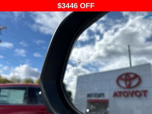 Used 2024 Toyota Tacoma TRD Sport image 18