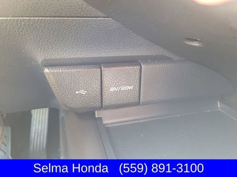 Used 2023 Toyota Camry SE FWD image 19