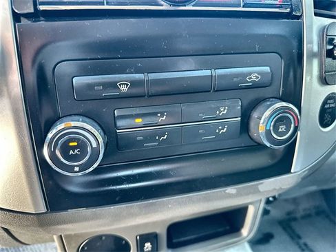 Used 2017 Nissan Frontier SV image 17