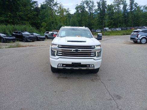 Used 2023 Chevrolet Silverado 2500 High Country AWD/4WD image 8