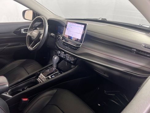 Used 2022 Jeep Compass Trailhawk w/ Trailhawk Elite Group image 28