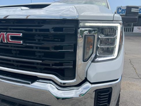 Used 2022 GMC Sierra 2500 Pro w/ Convenience Package AWD/4WD image 8