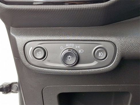 Used 2022 Chevrolet TrailBlazer LT w/ Convenience Package image 26