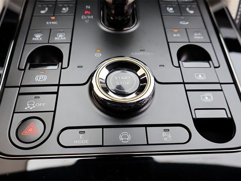 New 2025 Bentley Flying Spur Plug-In Hybrid image 30