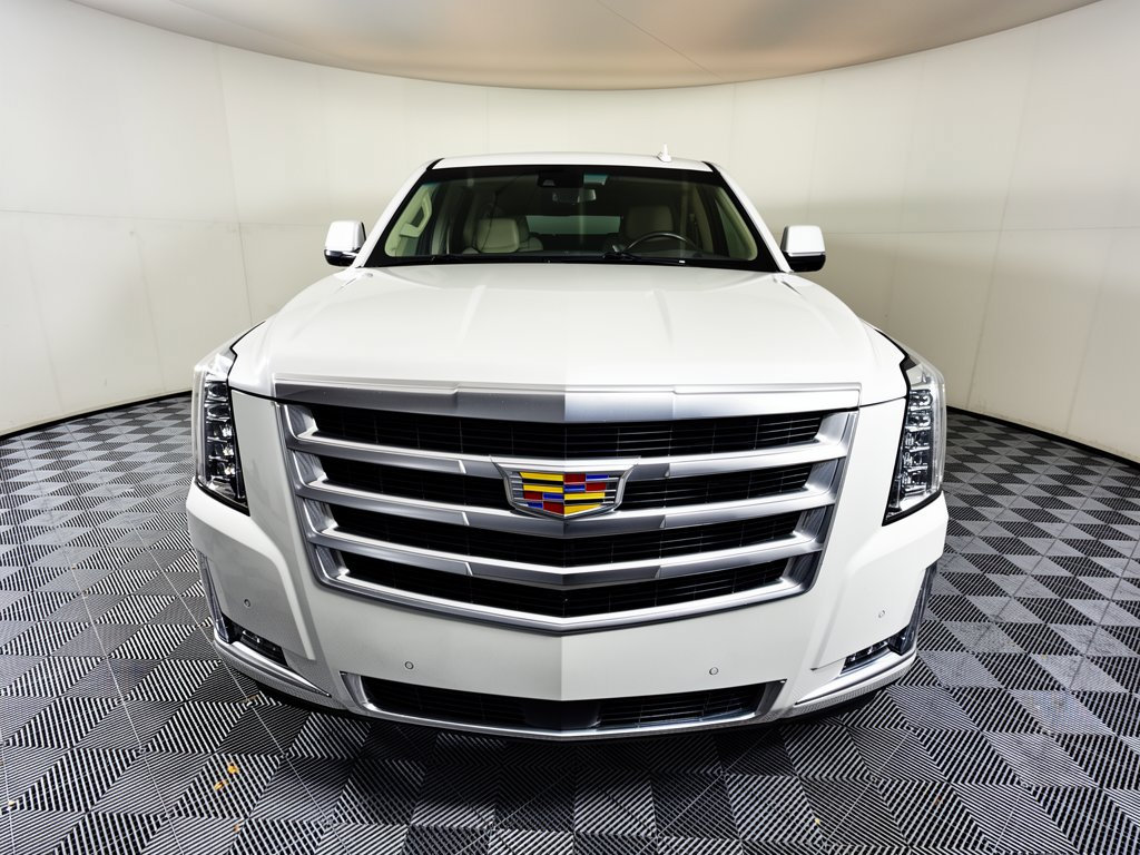 Used 2019 Cadillac Escalade ESV Premium Luxury AWD/4WD image 7