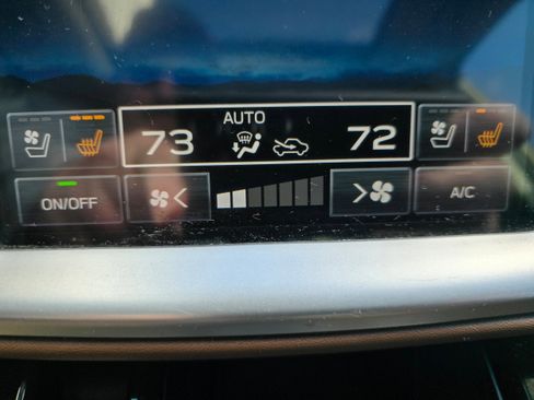 Used 2021 Subaru Outback Touring w/ Popular Package #2 image 21