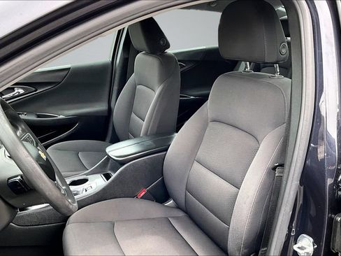 Used 2023 Chevrolet Malibu LT w/ Driver Confidence Package FWD image 24