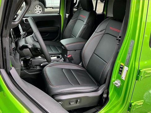 New 2026 Jeep Wrangler Unlimited Rubicon image 8