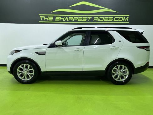 Used 2017 Land Rover Discovery SE AWD/4WD image 6