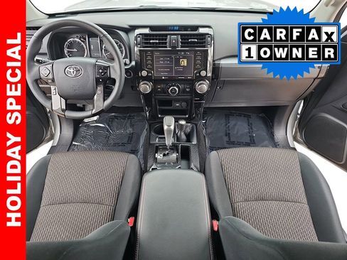 Used 2024 Toyota 4Runner TRD Off-Road image 9