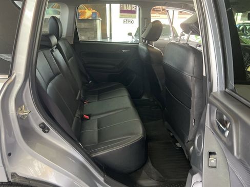 Used 2018 Subaru Forester 2.5i Touring w/ Popular Package #2 image 20