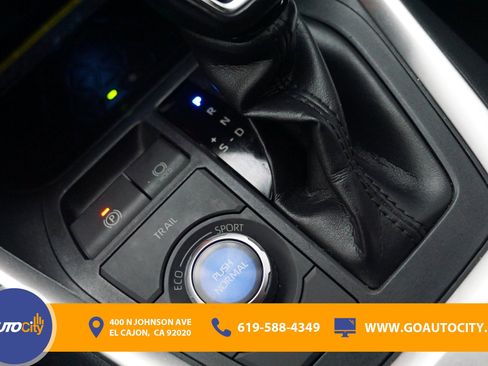 Used 2020 Toyota RAV4 XSE image 25
