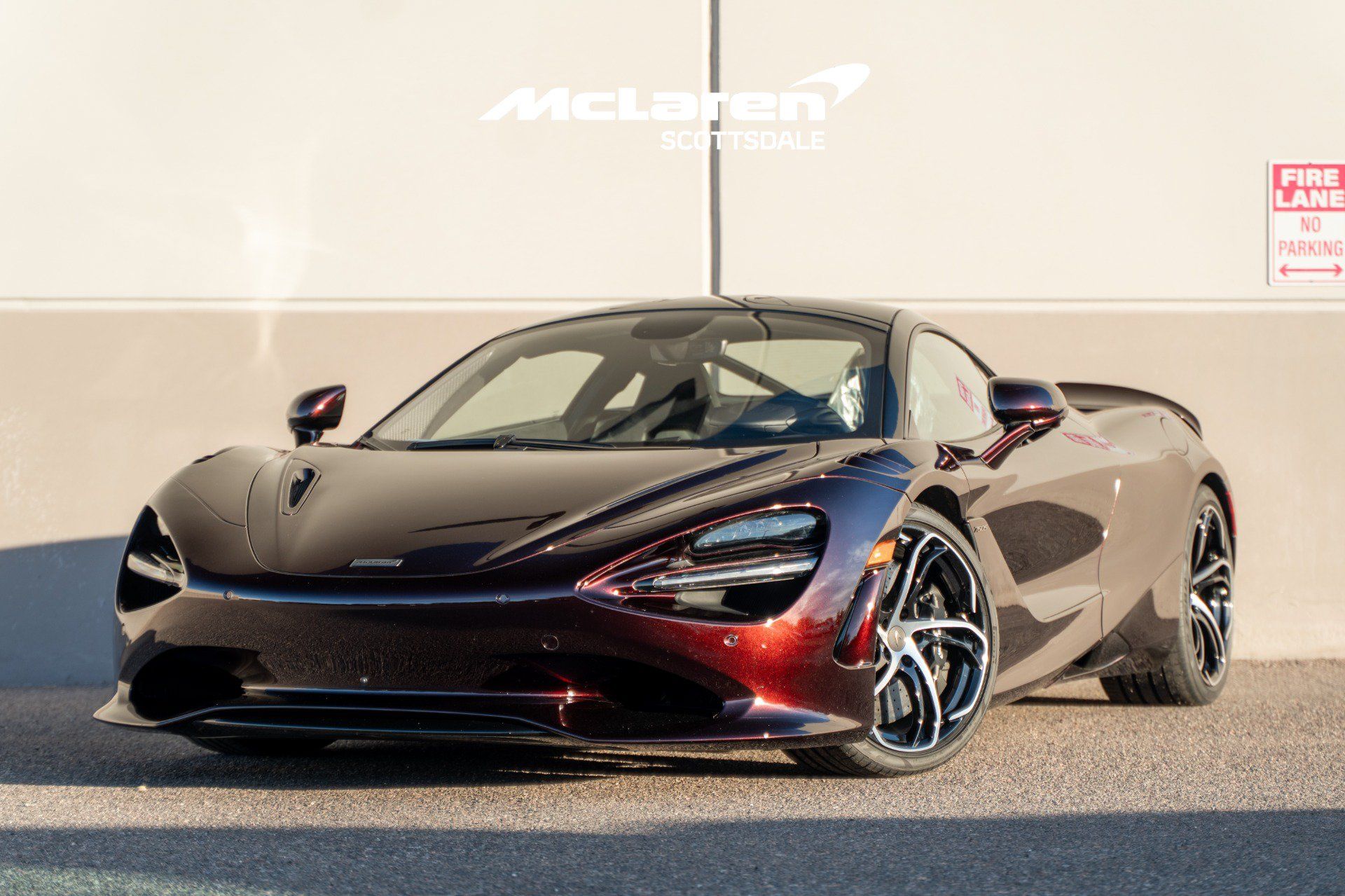 Used 2025 McLaren 750S RWD image 2