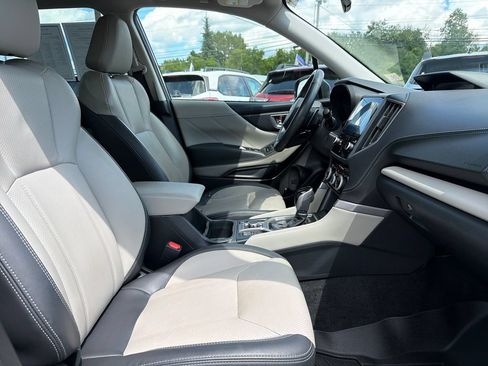 Used 2022 Subaru Forester Limited AWD/4WD image 39