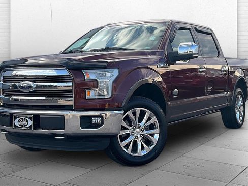 Used 2015 Ford F150 King Ranch w/ Equipment Group 601A Luxury AWD/4WD image 13