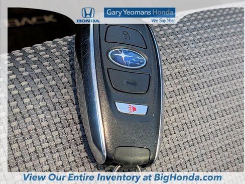 Used 2025 Subaru Outback Premium AWD/4WD image 33