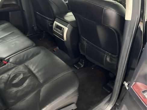 Used 2016 Lexus GX 460 w/ Premium Package AWD/4WD image 15