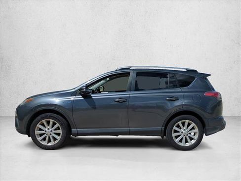 Used 2017 Toyota RAV4 XLE w/ All Weather Liner Package AWD/4WD image 8