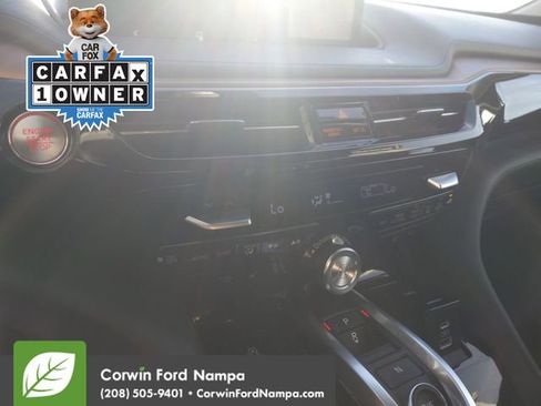 Used 2022 Acura MDX SH-AWD w/ Technology Package image 17