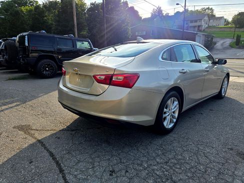Used 2016 Chevrolet Malibu LT image 5