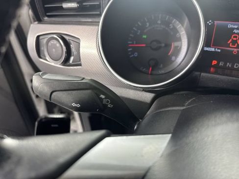 Used 2018 Ford Mustang Coupe w/ Equipment Group 101A RWD image 16
