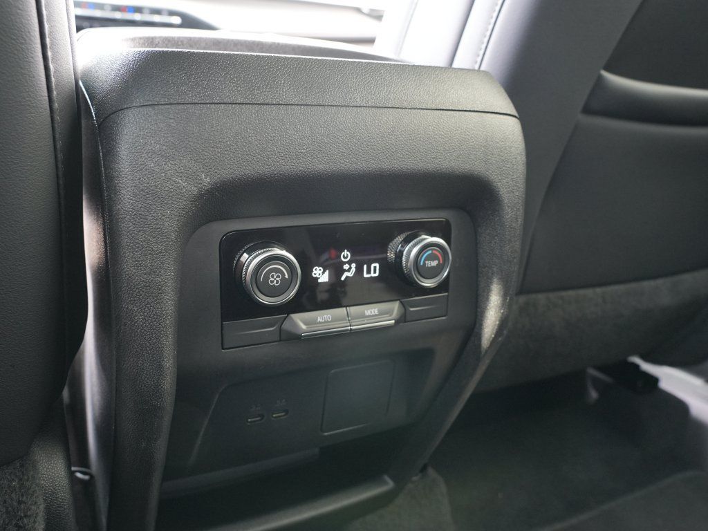 Certified 2026 Buick Enclave Preferred AWD/4WD image 25