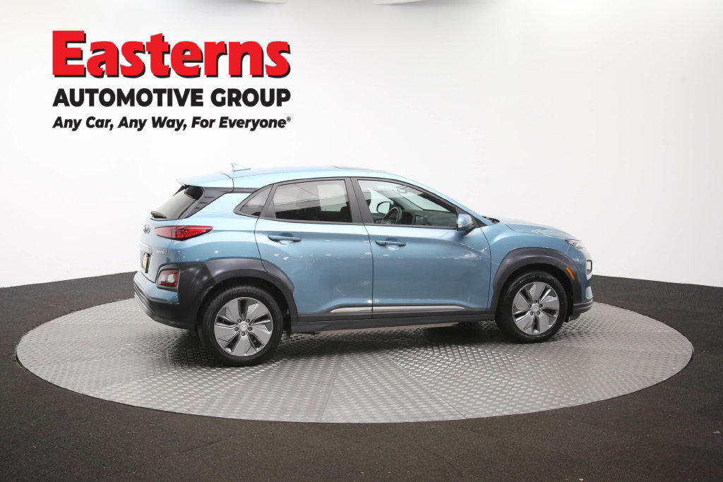 Used 2021 Hyundai Kona Limited FWD image 47