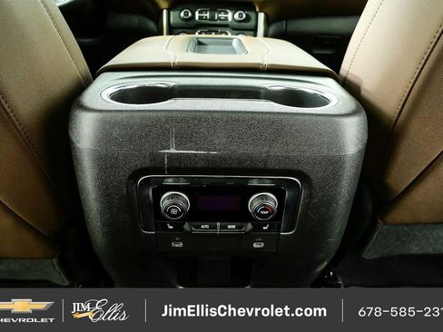 Certified 2023 Chevrolet Tahoe High Country AWD/4WD image 40