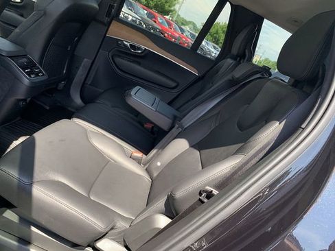 Used 2022 Volvo XC90 T6 Momentum w/ Advanced Package AWD/4WD image 10